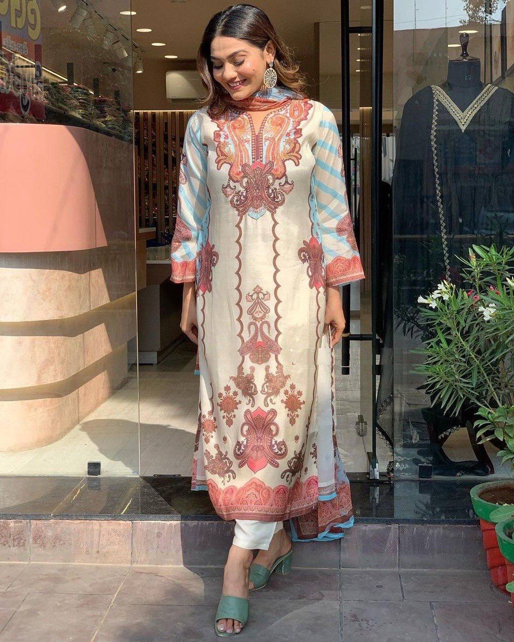 Kurti:  3 Pair With Digital Print made from Maslin fabric